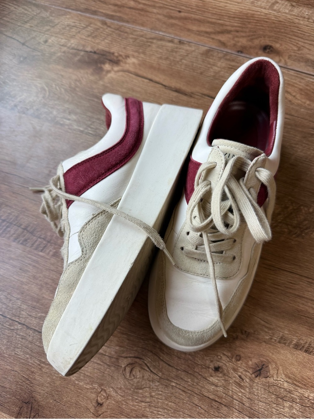 Vince Women's White and Burgundy Suede-Trim Sneakers